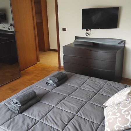 Appartamento In Zona Residenziale Surdo Ngoại thất bức ảnh