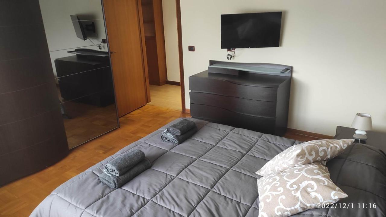 Appartamento In Zona Residenziale Surdo Ngoại thất bức ảnh
